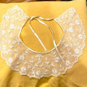 Vintage collar. Never used. Good condition.